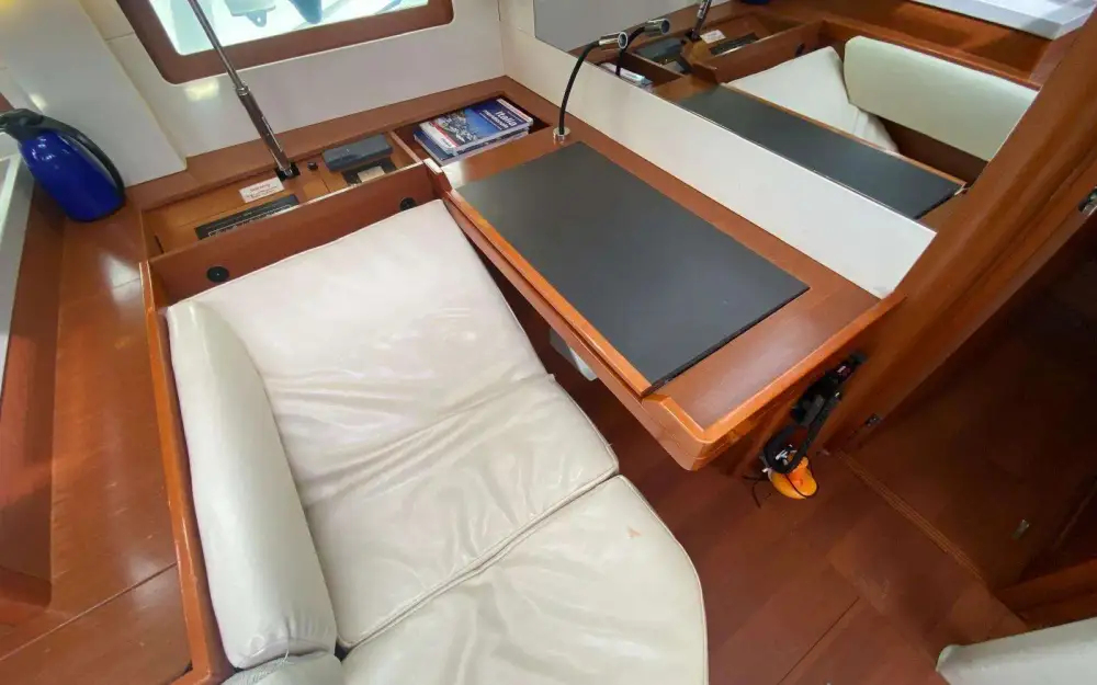 slider 24 Beneteau Oceanis 51.1