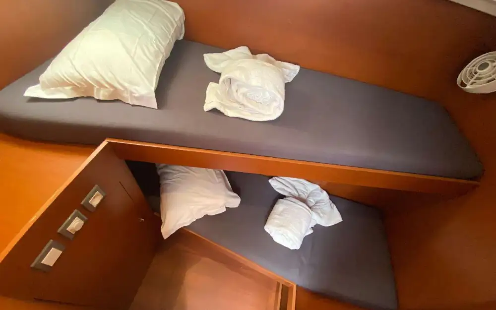 slider 41 Beneteau Oceanis 51.1
