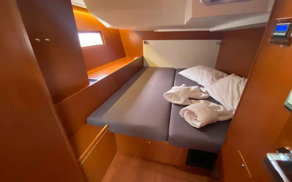 slider 6 Beneteau Oceanis 51.1