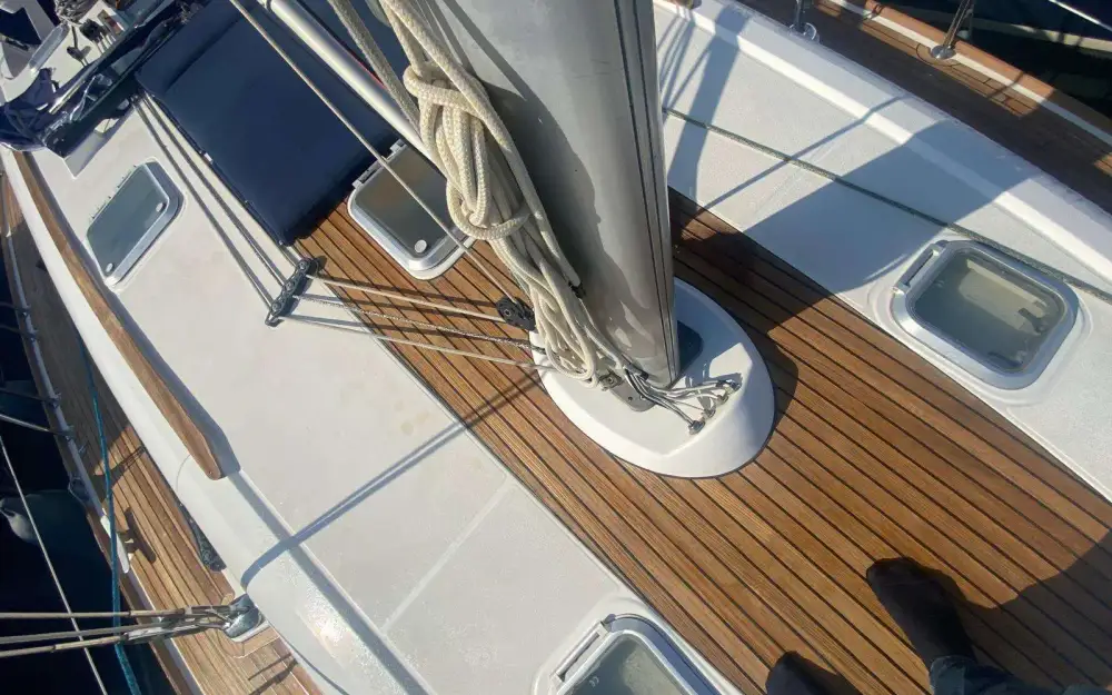 slider 18 Jeanneau Sun Odyssey 45