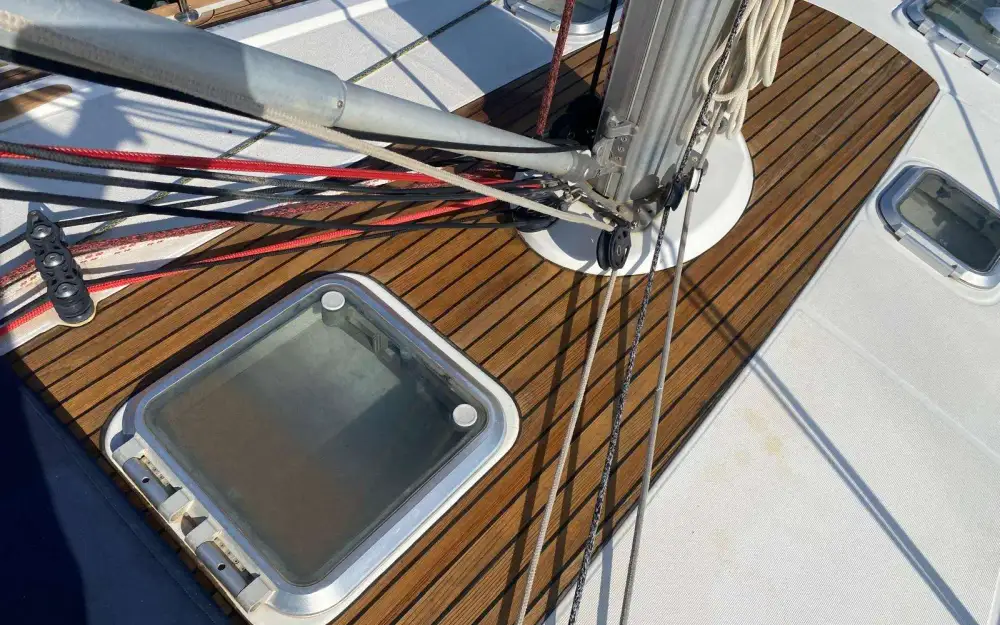 slider 1 Jeanneau Sun Odyssey 45