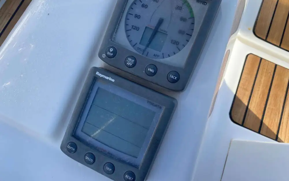 slider 28 Jeanneau Sun Odyssey 45