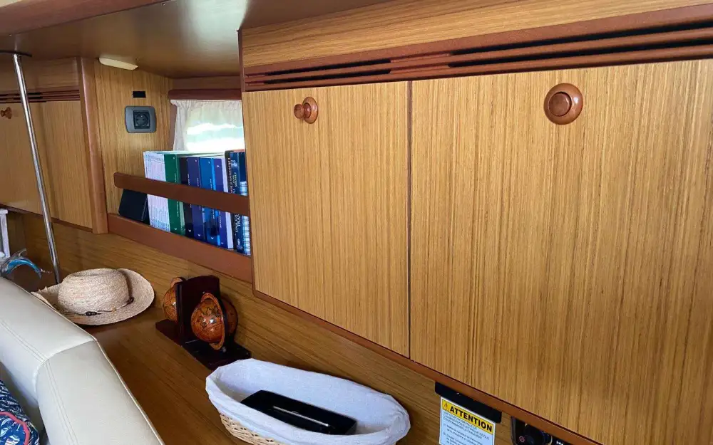 slider 8 Jeanneau Sun Odyssey 45