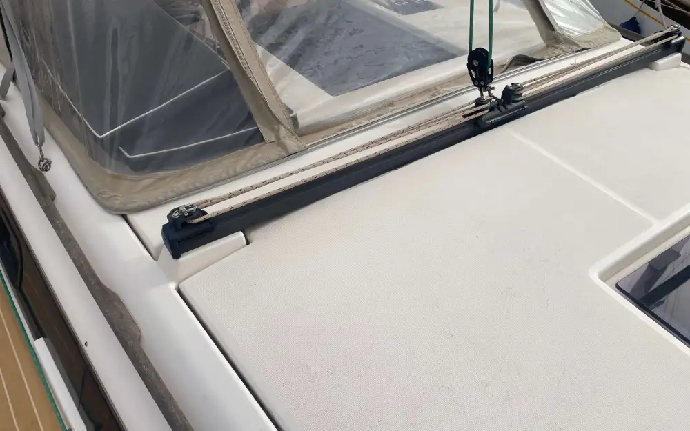 slider 14 Dufour  390 Grand Large