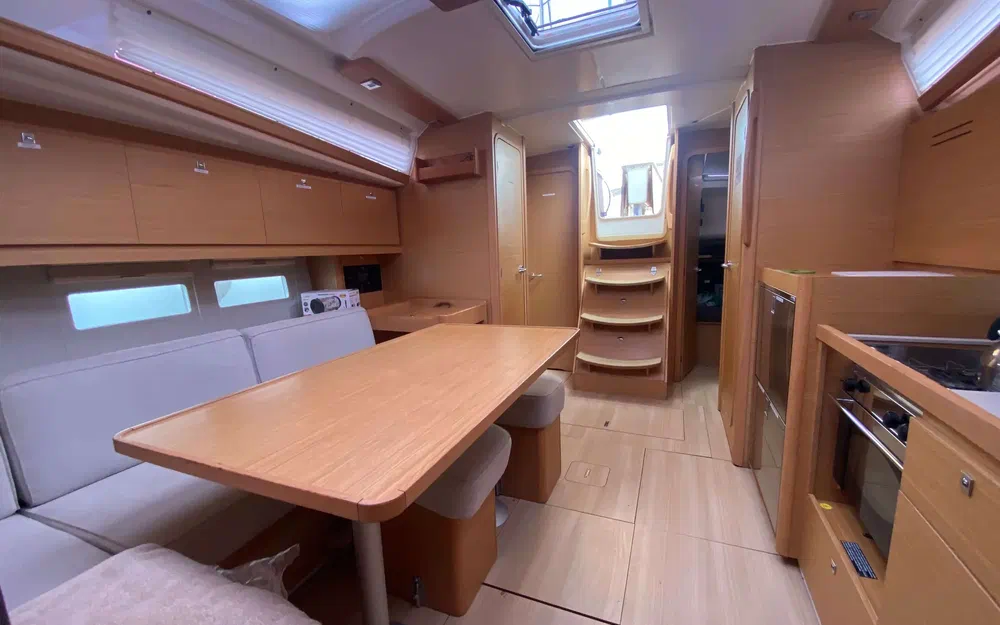 slider 38 Dufour 390