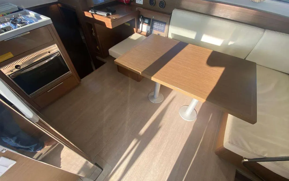 slider 23 Lagoon  40