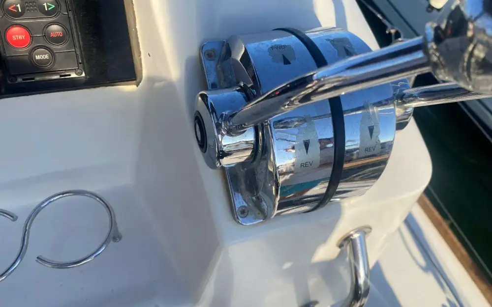 slider 31 Lagoon  40