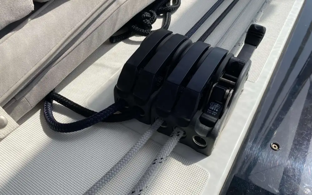 slider 35 Beneteau Oceanis 48