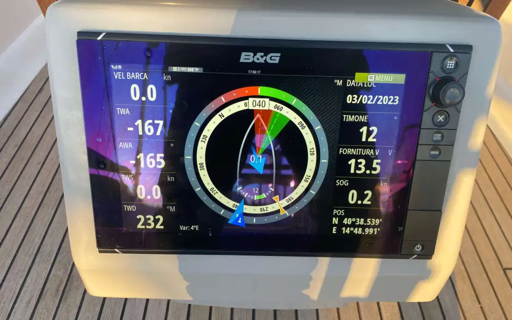slider 44 Beneteau Oceanis 48