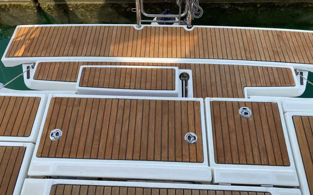 slider 7 Beneteau Oceanis 48
