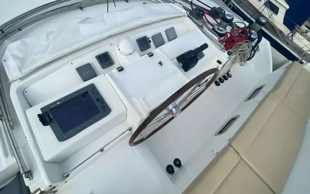 slider 12 Lagoon  440
