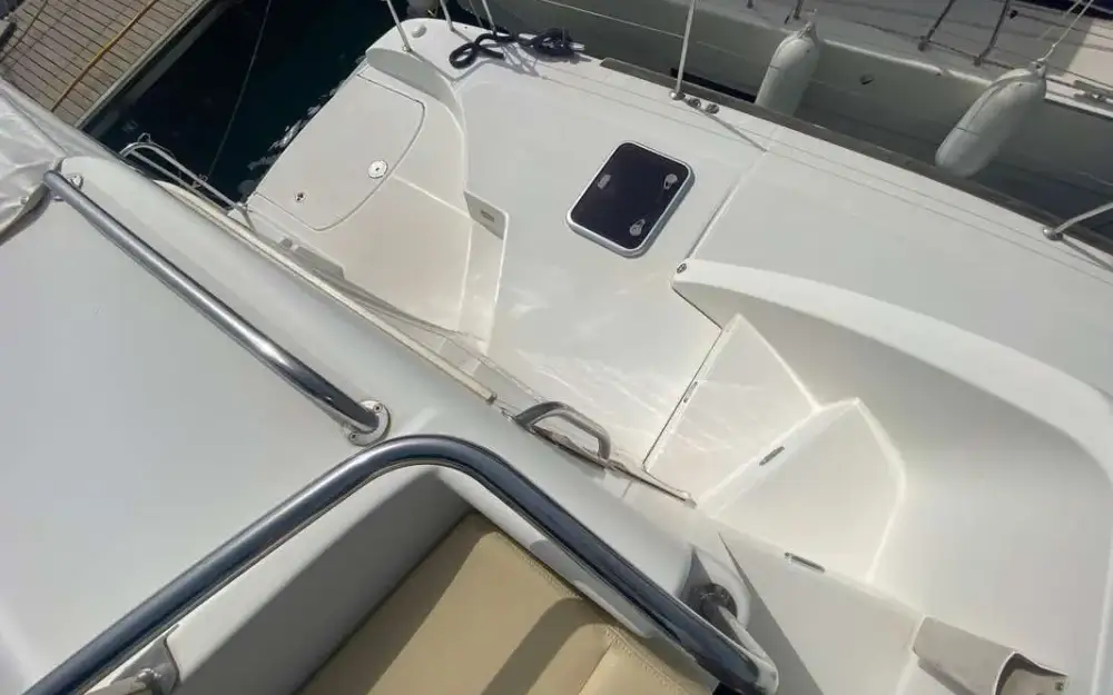 slider 16 Lagoon  440