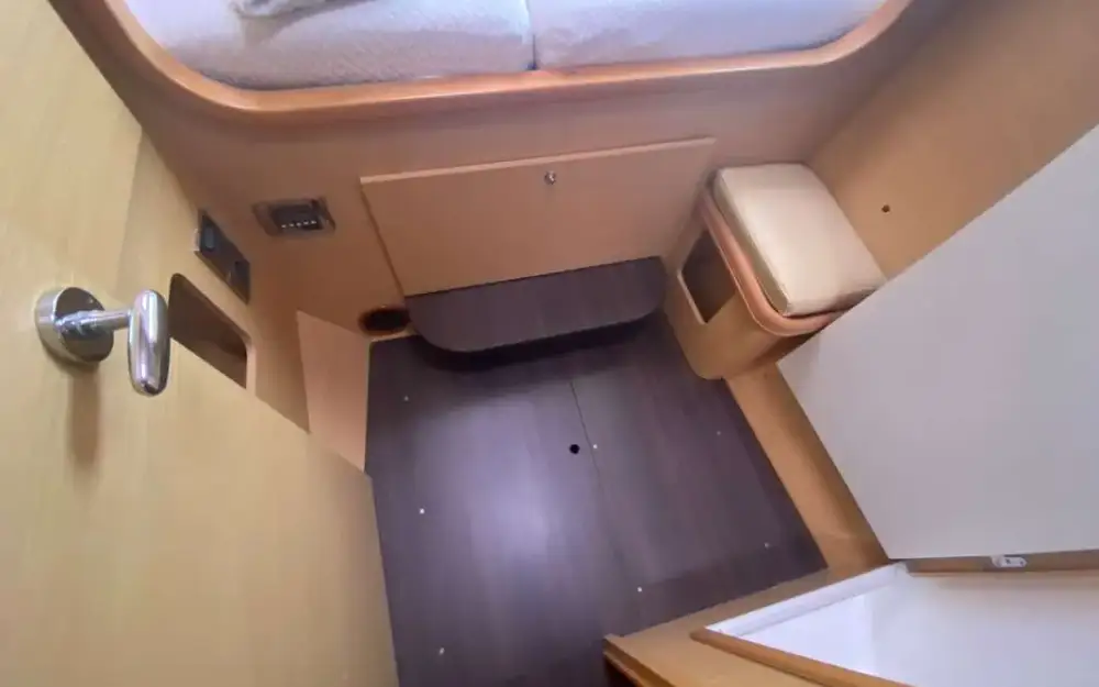 slider 23 Lagoon  440