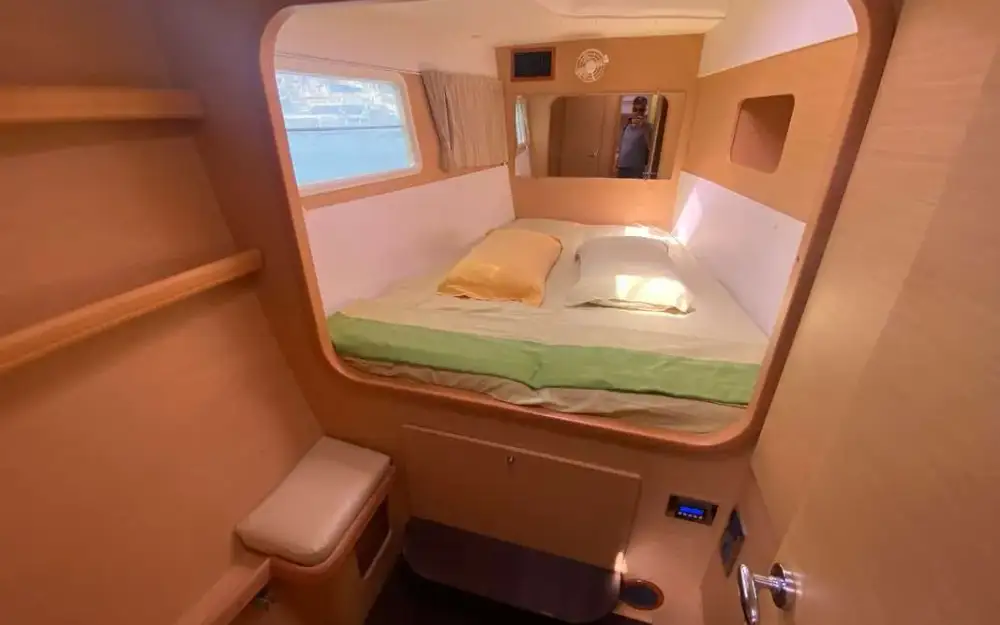 slider 31 Lagoon  440