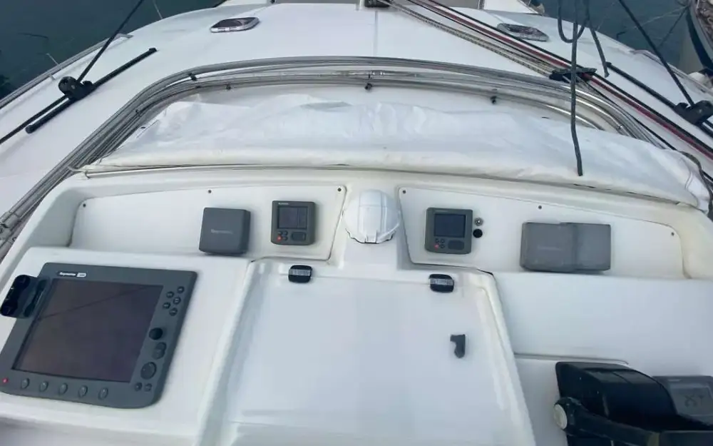 slider 33 Lagoon  440