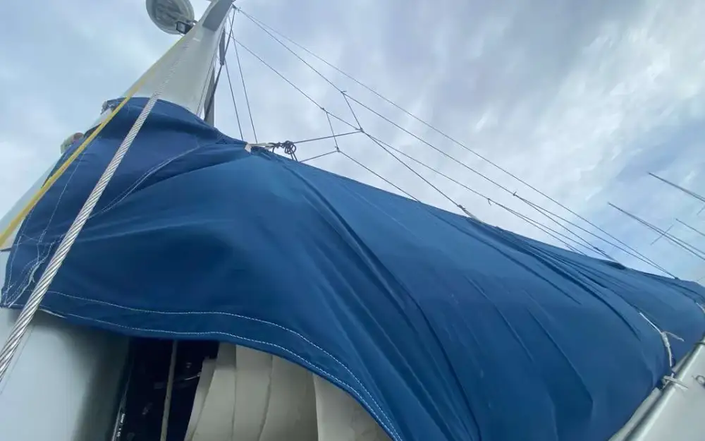 slider 48 Lagoon  440