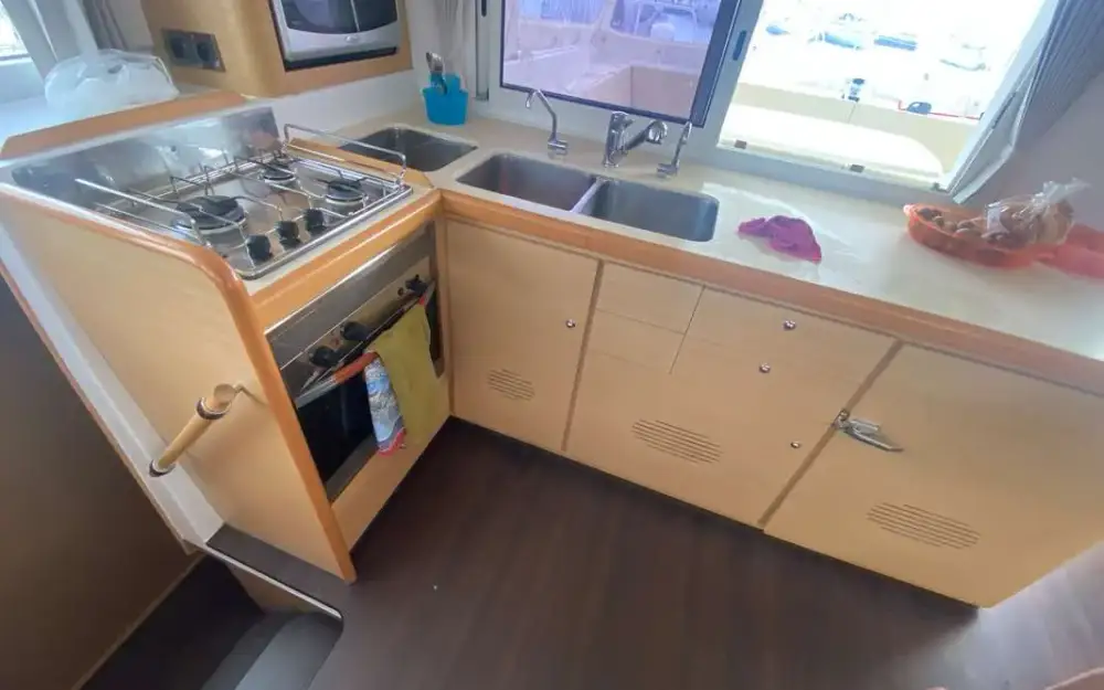 slider 58 Lagoon  440