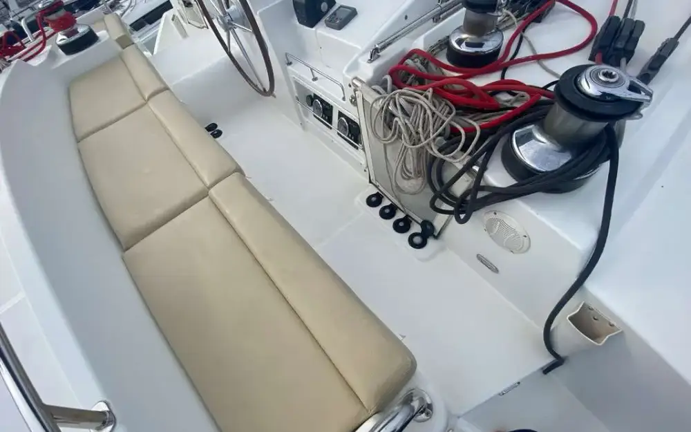 slider 59 Lagoon  440