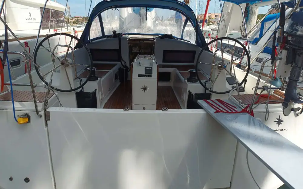 slider 0 Jeanneau Sun Odyssey 440