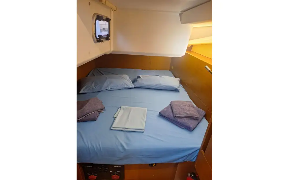 slider 1 Jeanneau Sun Odyssey 440