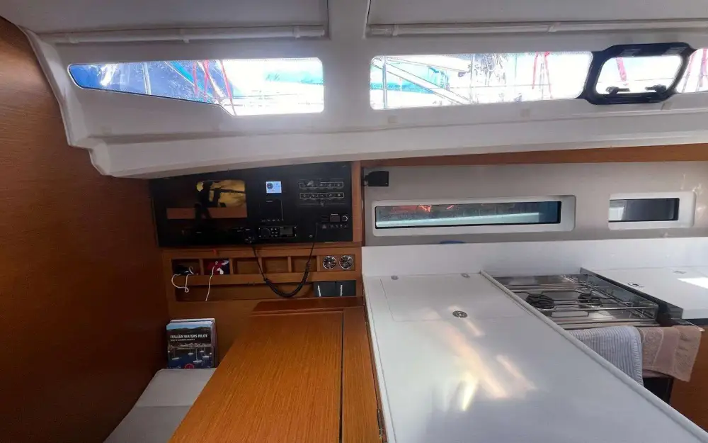 slider 10 Jeanneau Sun Odyssey 440