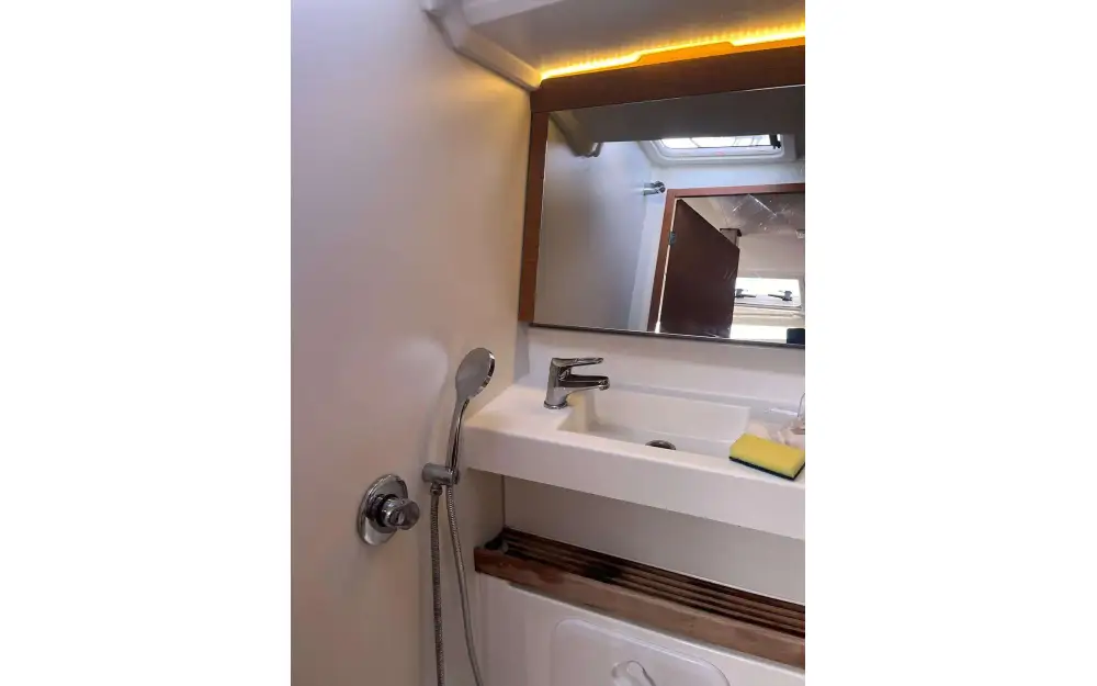 slider 15 Jeanneau Sun Odyssey 440