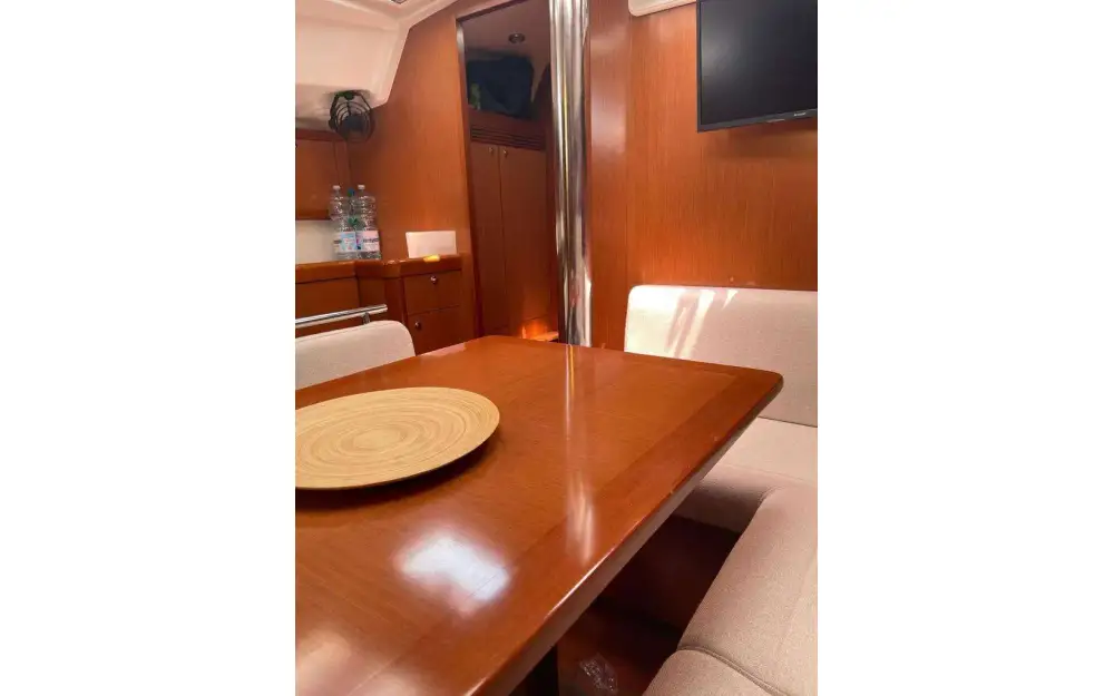 slider 17 Beneteau Oceanis 46