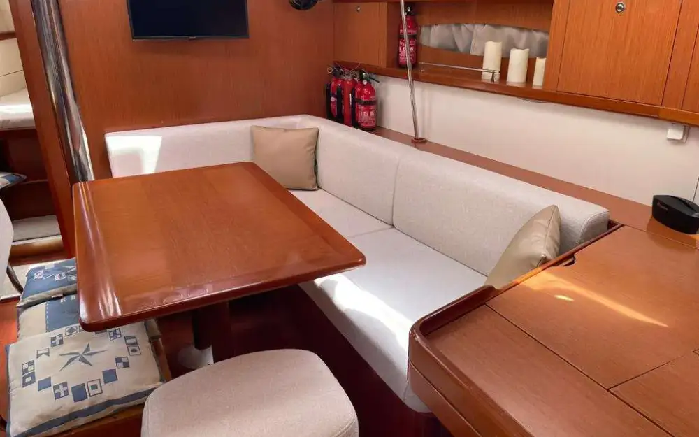 slider 36 Beneteau Oceanis 46