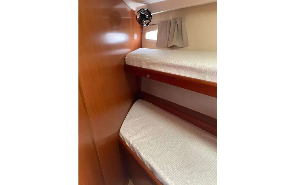 slider 37 Beneteau Oceanis 46