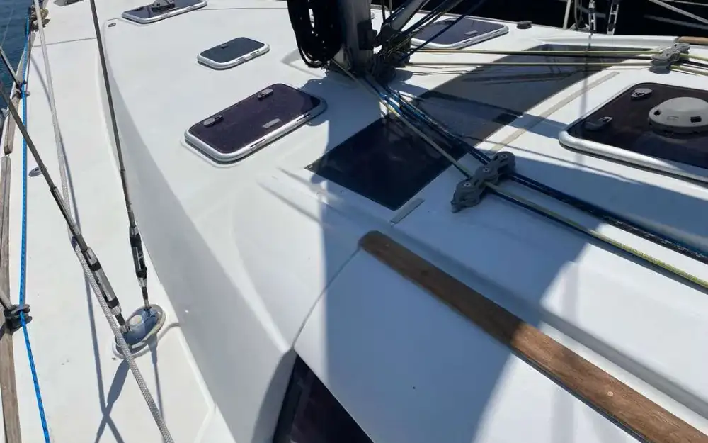 slider 41 Beneteau Oceanis 46