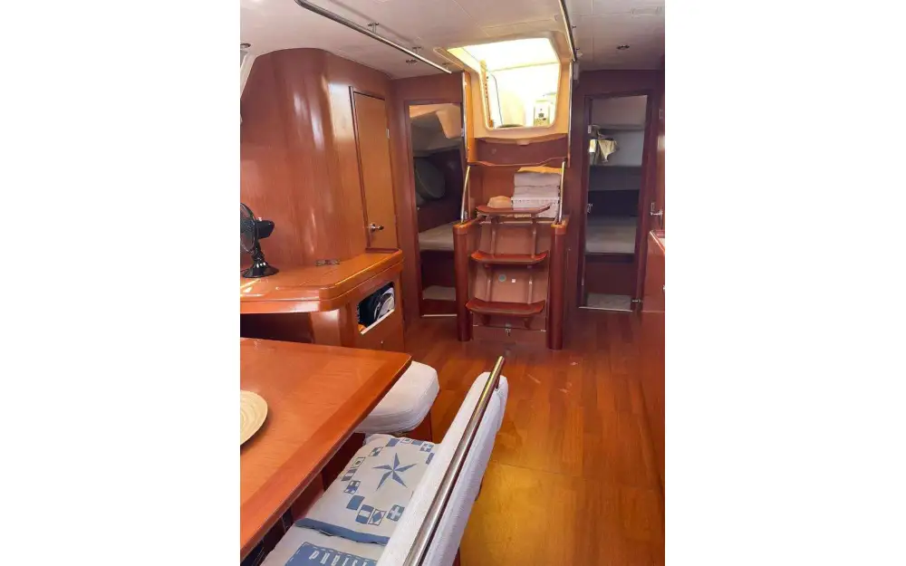 slider 6 Beneteau Oceanis 46