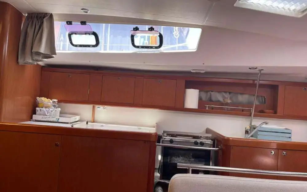 slider 69 Beneteau Oceanis 46