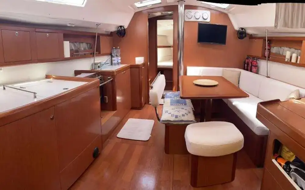slider 80 Beneteau Oceanis 46