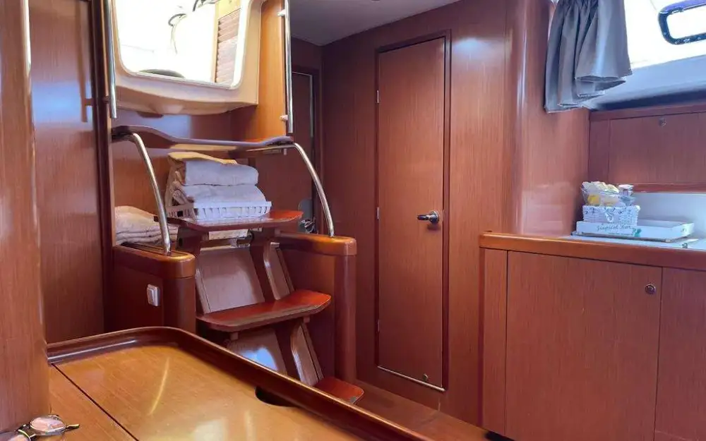 slider 92 Beneteau Oceanis 46