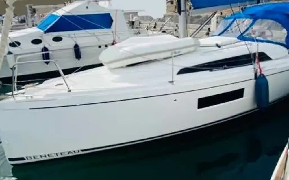 slider 25 Beneteau Oceanis 30.1