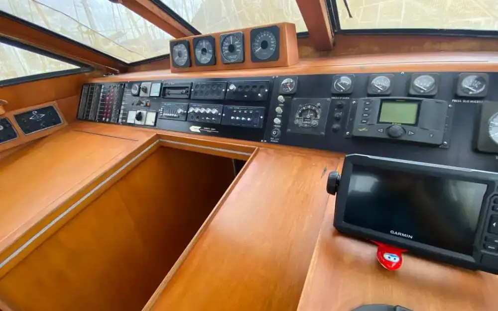 slider 9 Ferretti Altura 42