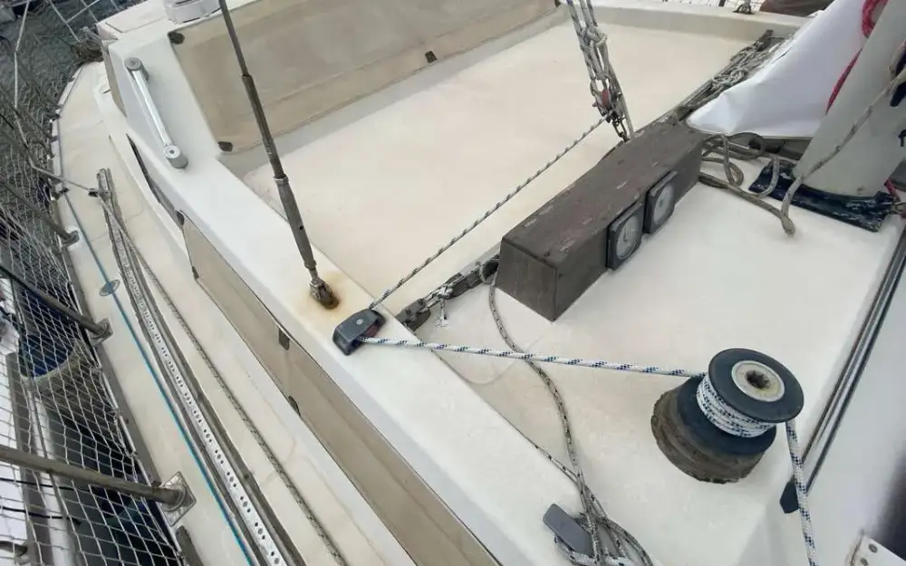 slider 13 Ferretti Altura 42