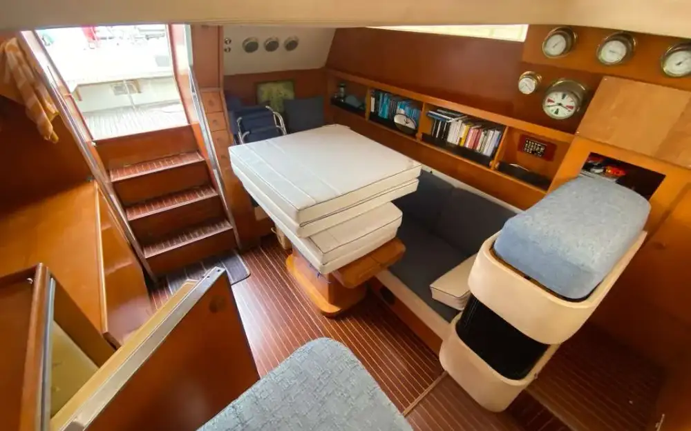 slider 40 Ferretti Altura 42