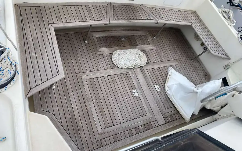 slider 5 Ferretti Altura 42