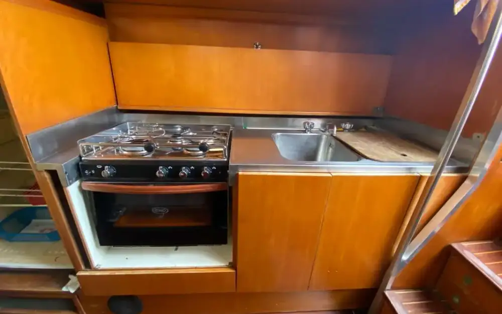 slider 6 Ferretti Altura 42