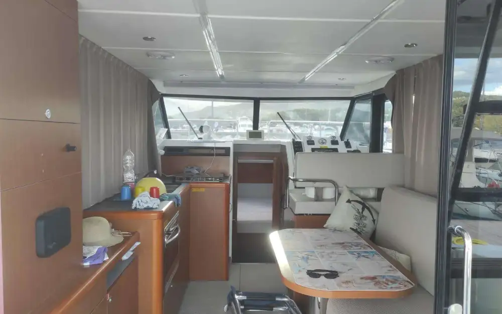slider 16 Beneteau Swift Trawler 30