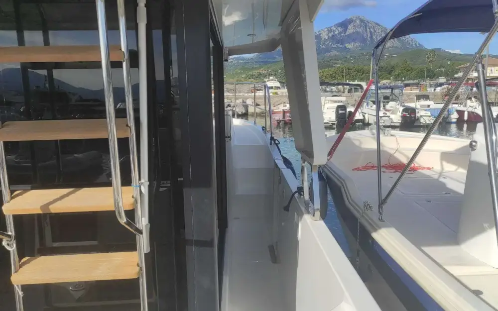 slider 20 Beneteau Swift Trawler 30