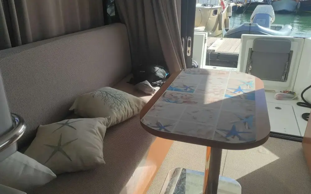 slider 27 Beneteau Swift Trawler 30