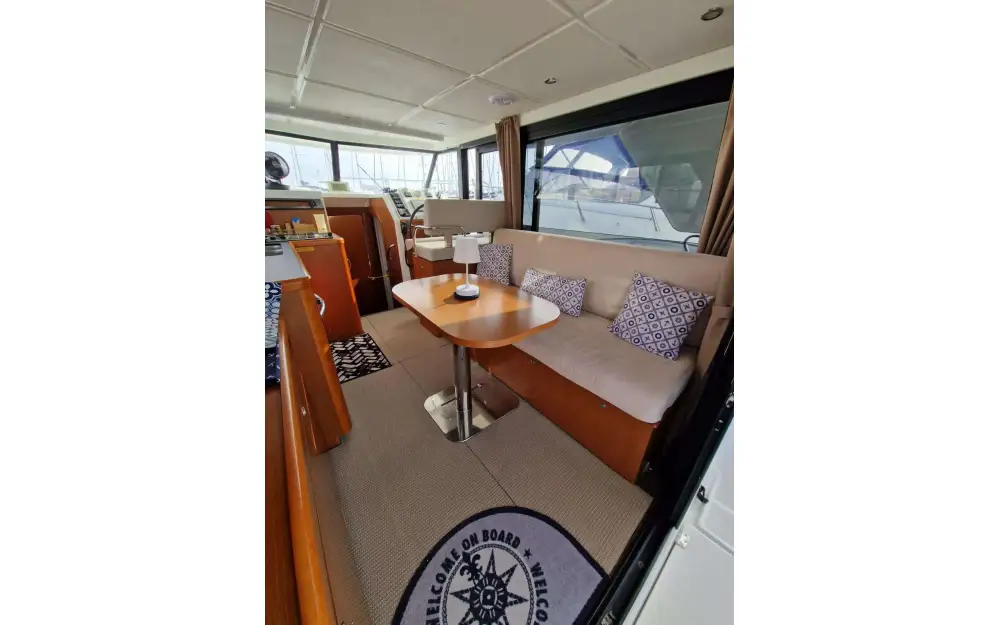 slider 6 Beneteau Swift Trawler 30