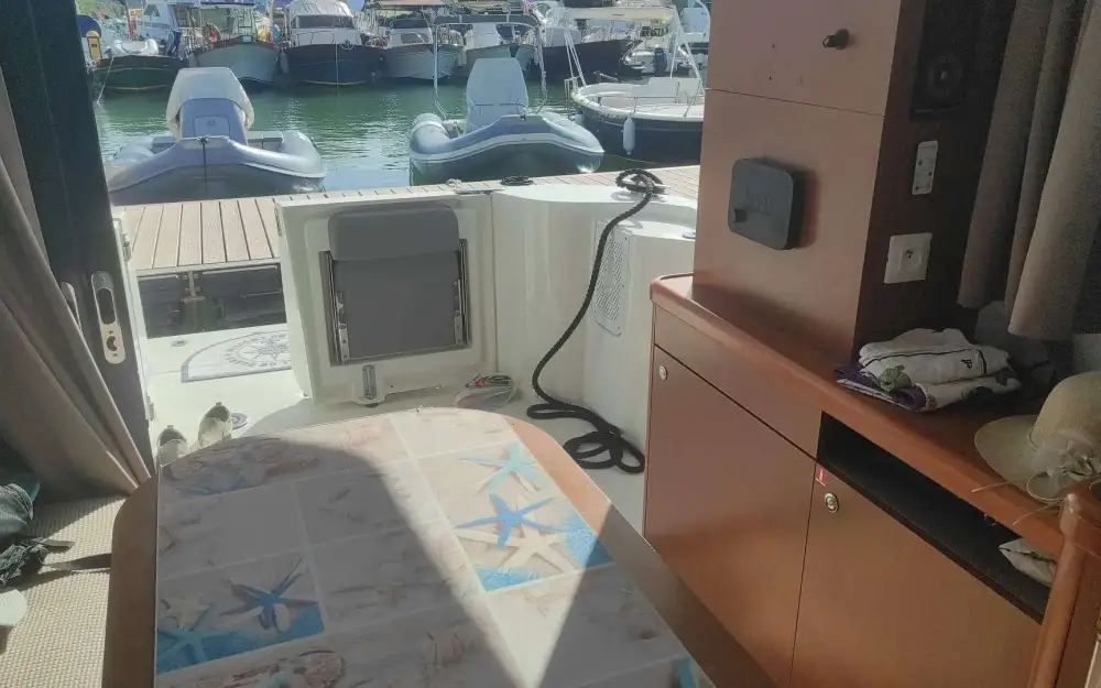 slider 8 Beneteau Swift Trawler 30