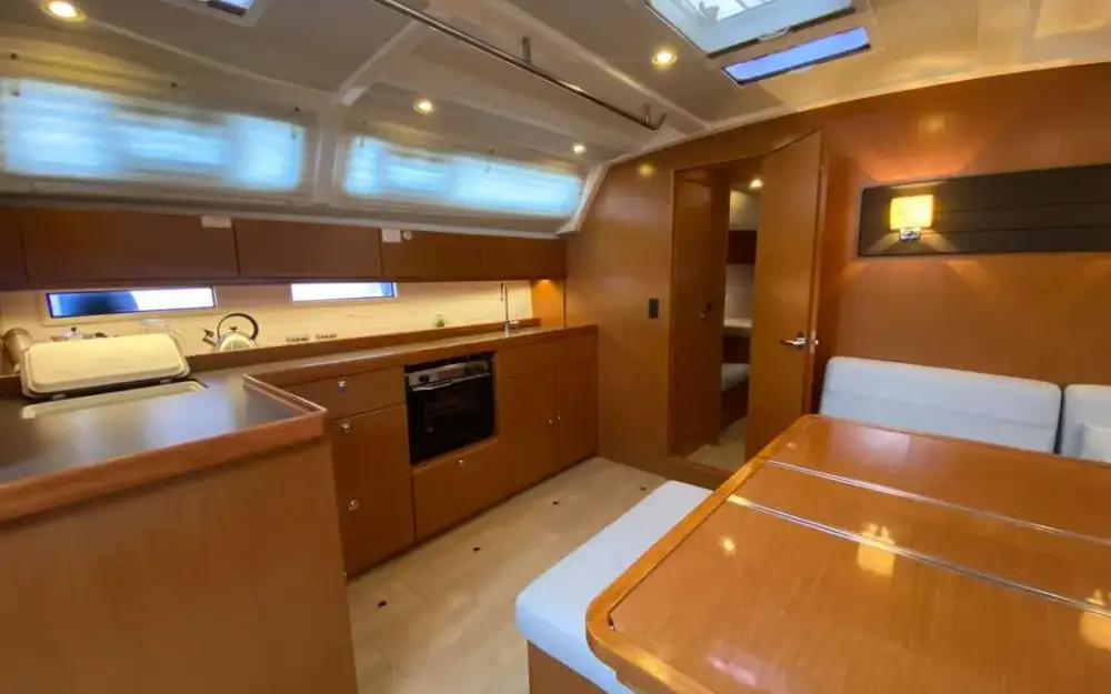 slider 9 Bavaria Cruiser 46