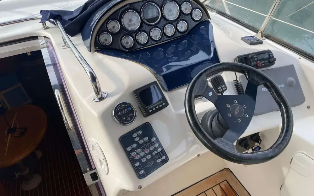 slider 29 Bavaria Sport 38
