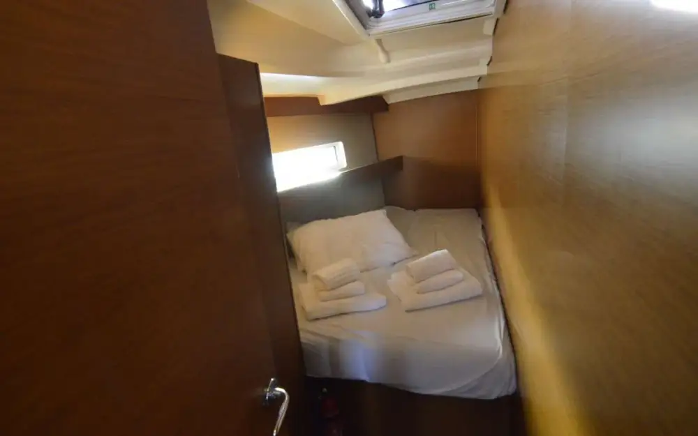 slider 19 Jeanneau Sun Odyssey 440