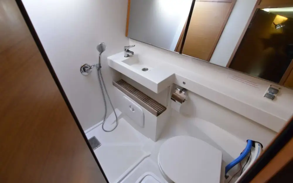 slider 22 Jeanneau Sun Odyssey 440