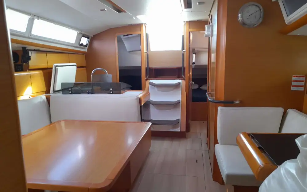slider 1 Jeanneau Sun Odyssey 409
